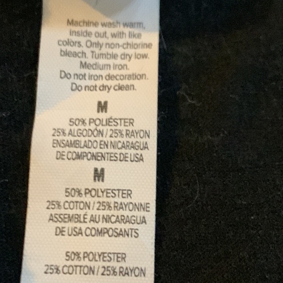 V neck t-shirt - Picture 10 of 11